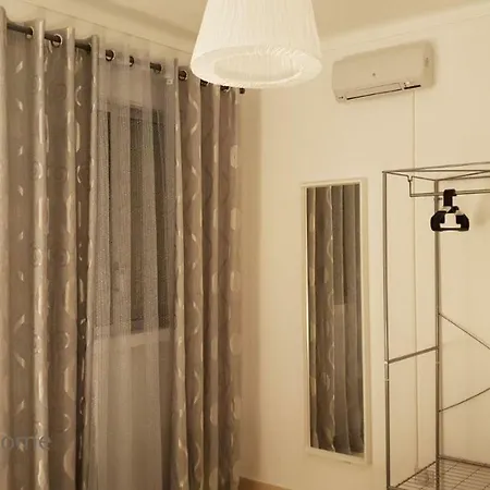Lisbonsbesthome A 5min Do Aeroporto Apartment Lissabon